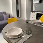 Διαμέρισμα Lucry S Little House *